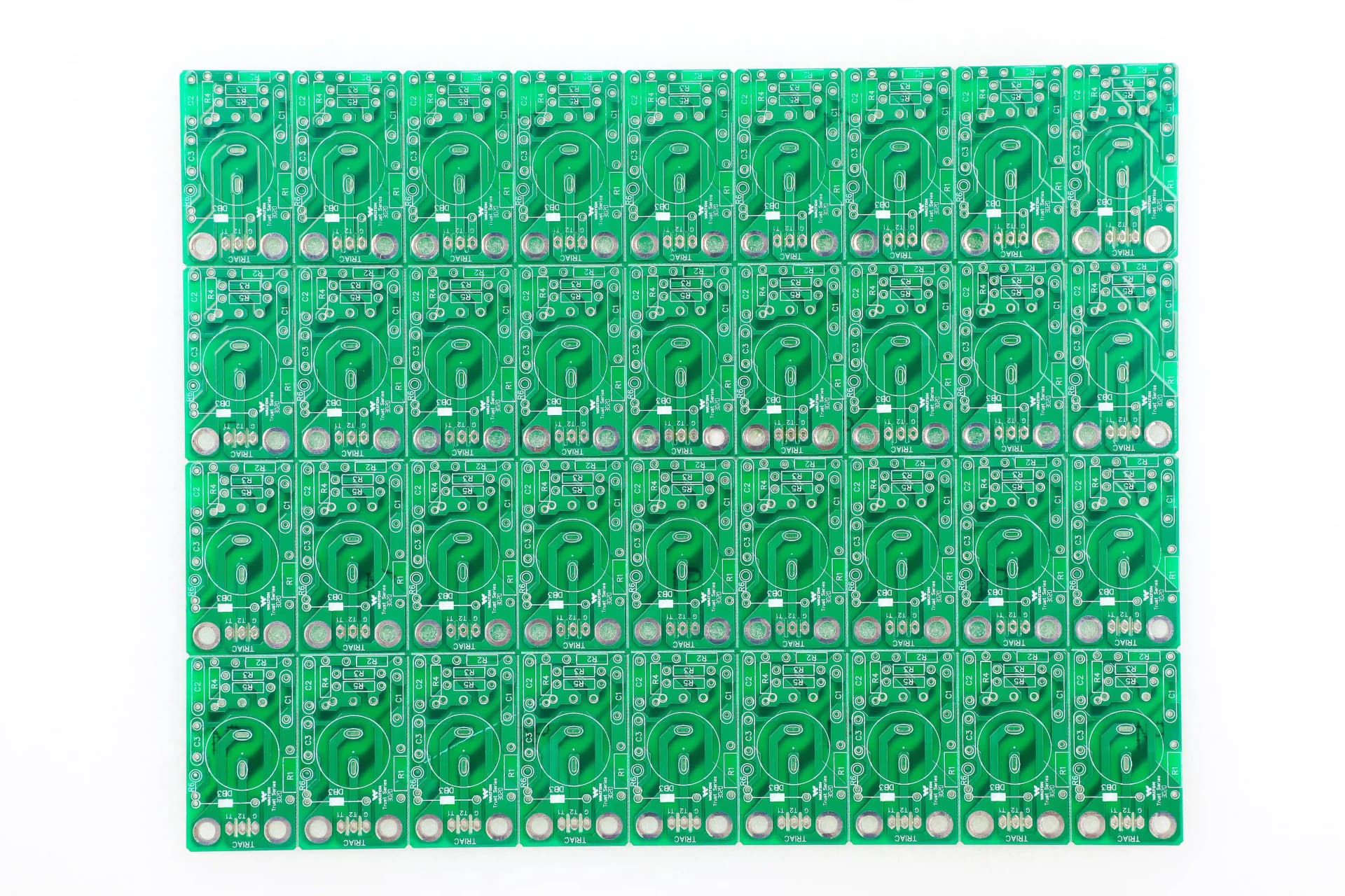 Castellated PCB 모듈 패널라이징과 SMT 조립 준비